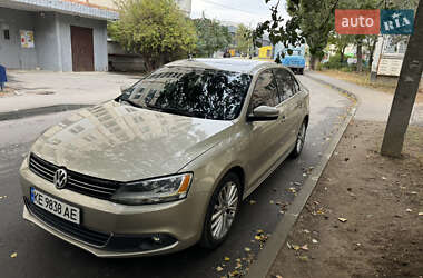 Седан Volkswagen Jetta 2012 в Харкові