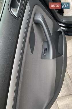 Седан Volkswagen Jetta 2008 в  фото 16 Седан Volkswagen Jetta 2008 в