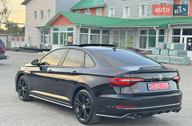 Седан Volkswagen Jetta 2020 в 
