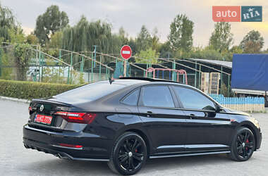 Седан Volkswagen Jetta 2020 в 