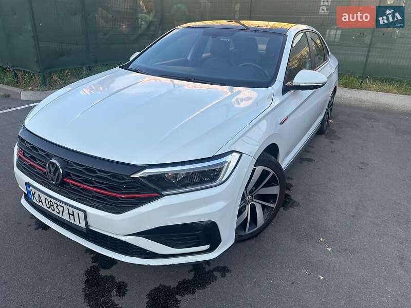 Volkswagen Jetta 2019