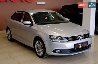 Седан Volkswagen Jetta 2013 в 