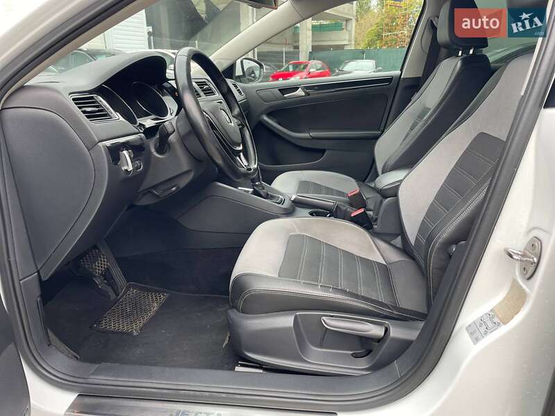 Седан Volkswagen Jetta 2016 в Одессе фото 9 Седан Volkswagen Jetta 2016 в Одессе