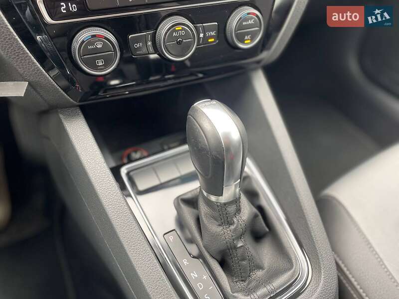 Седан Volkswagen Jetta 2016 в Одессе фото 16 Седан Volkswagen Jetta 2016 в Одессе