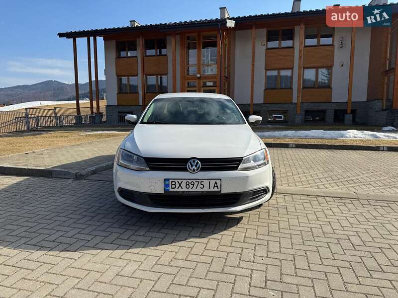 Седан Volkswagen Jetta 2011 в Хмельницькому