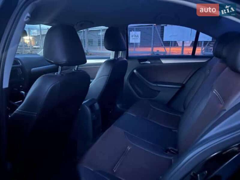 Седан Volkswagen Jetta 2016 в Львове фото 17 Седан Volkswagen Jetta 2016 в Львове