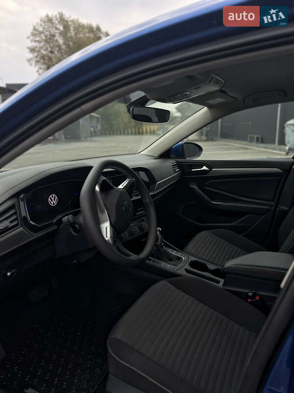 Седан Volkswagen Jetta 2023 в Львове фото 15 Седан Volkswagen Jetta 2023 в Львове