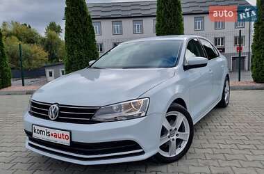 Седан Volkswagen Jetta 2017 в 