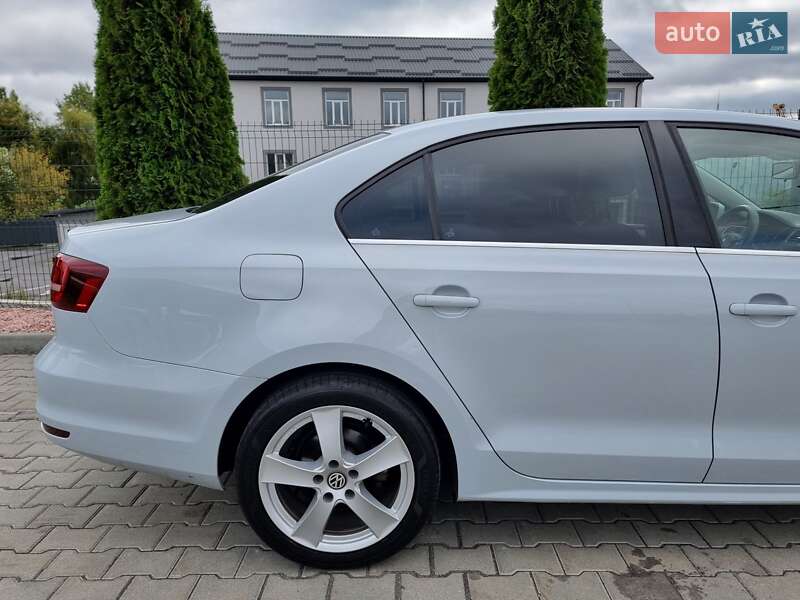 Седан Volkswagen Jetta 2017 в Виннице