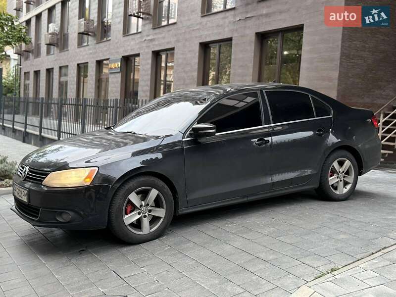 Седан Volkswagen Jetta 2011 в Одессе