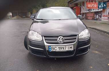 Седан Volkswagen Jetta 2008 в  фото 18 Седан Volkswagen Jetta 2008 в