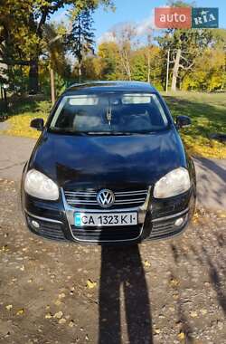 Седан Volkswagen Jetta 2006 в Тальном