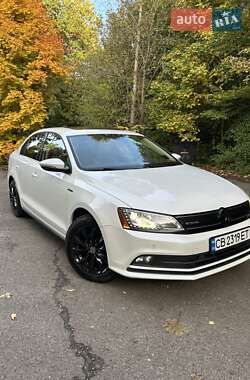 Седан Volkswagen Jetta 2015 в Києві