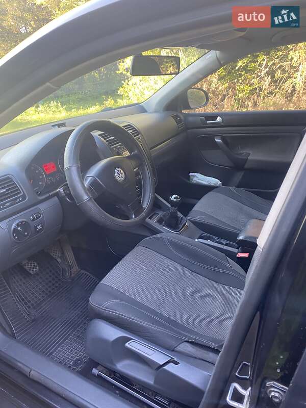 Седан Volkswagen Jetta 2007 в Згурівці