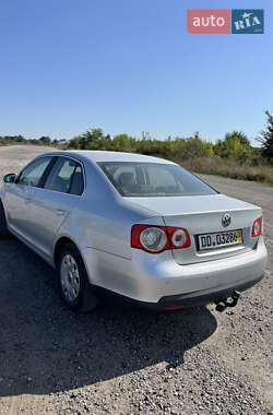 Седан Volkswagen Jetta 2008 в 