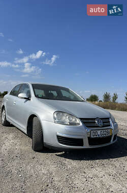 Седан Volkswagen Jetta 2008 в 
