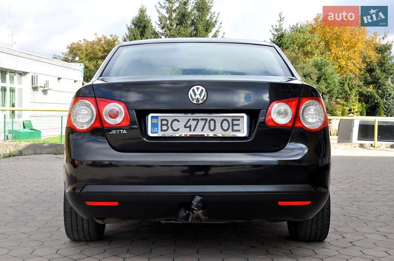 Седан Volkswagen Jetta 2006 в Львове