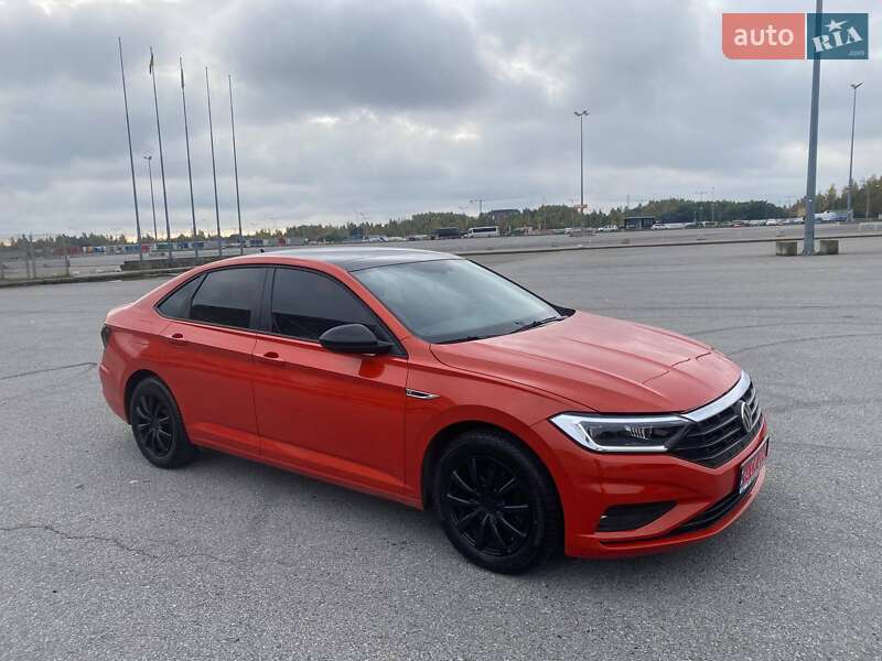 Седан Volkswagen Jetta 2019 в Львове