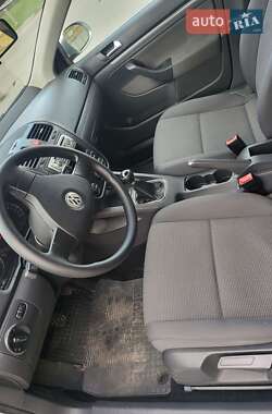 Седан Volkswagen Jetta 2008 в 