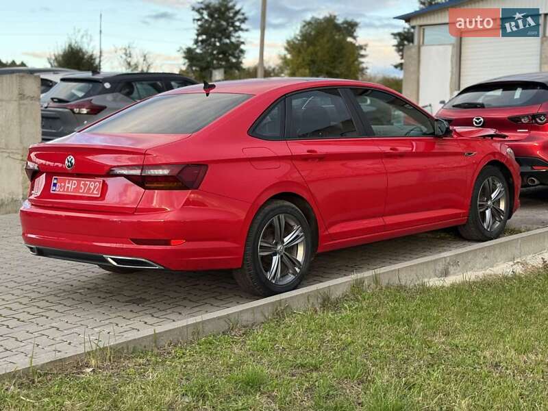 Седан Volkswagen Jetta 2018 в Львове