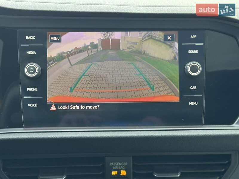 Седан Volkswagen Jetta 2018 в Львове