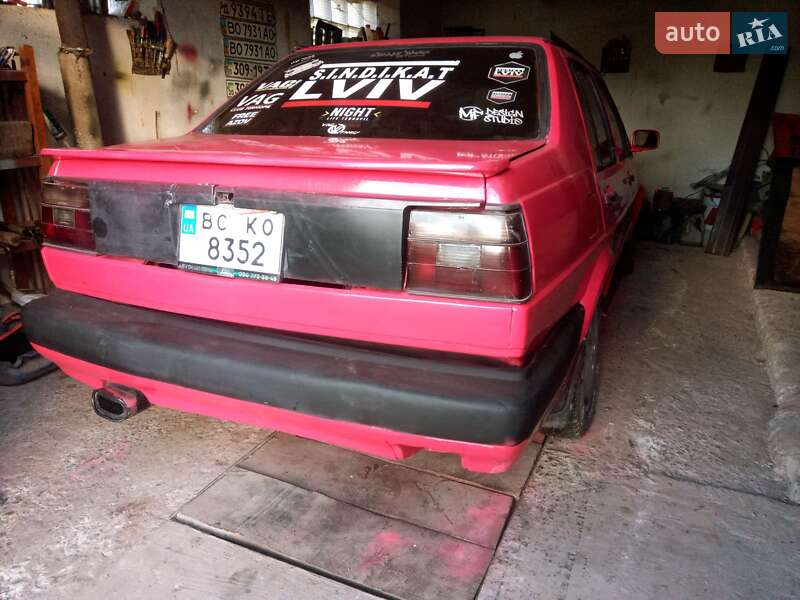 Седан Volkswagen Jetta 1984 в Збараже