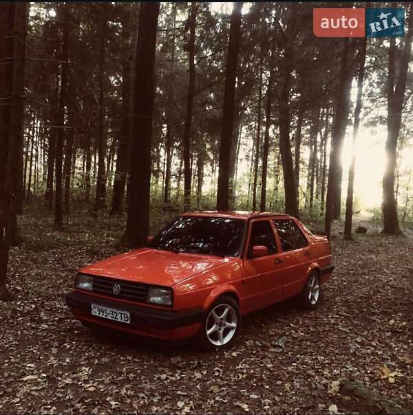Седан Volkswagen Jetta 1984 в Збараже