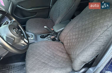 Седан Volkswagen Jetta 2013 в 