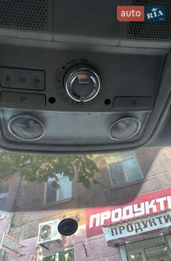 Седан Volkswagen Jetta 2012 в 