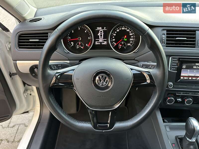 Седан Volkswagen Jetta 2016 в Одессе