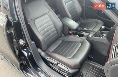 Седан Volkswagen Jetta 2015 в 