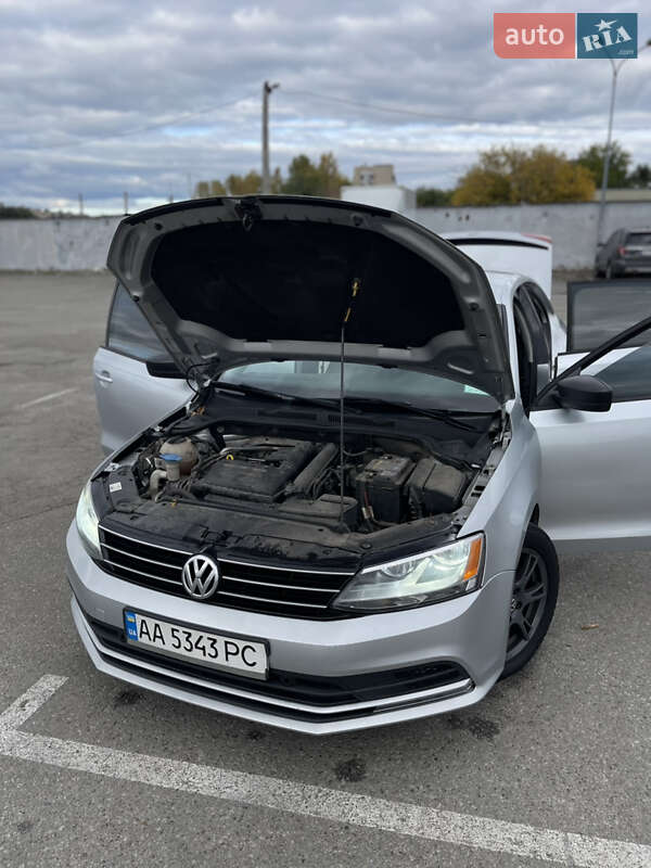 Седан Volkswagen Jetta 2015 в Киеве фото 23 Седан Volkswagen Jetta 2015 в Киеве