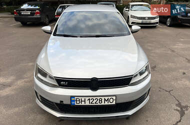 Седан Volkswagen Jetta 2012 в 