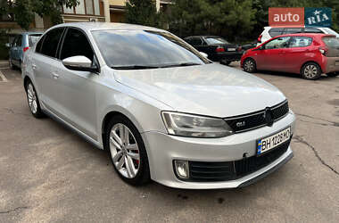 Седан Volkswagen Jetta 2012 в 