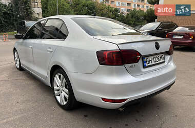 Седан Volkswagen Jetta 2012 в 