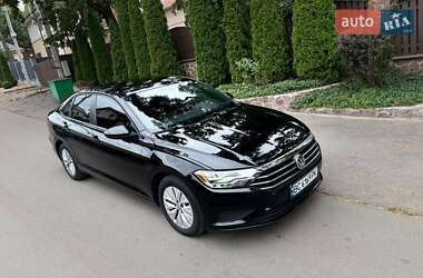 Седан Volkswagen Jetta 2019 в 