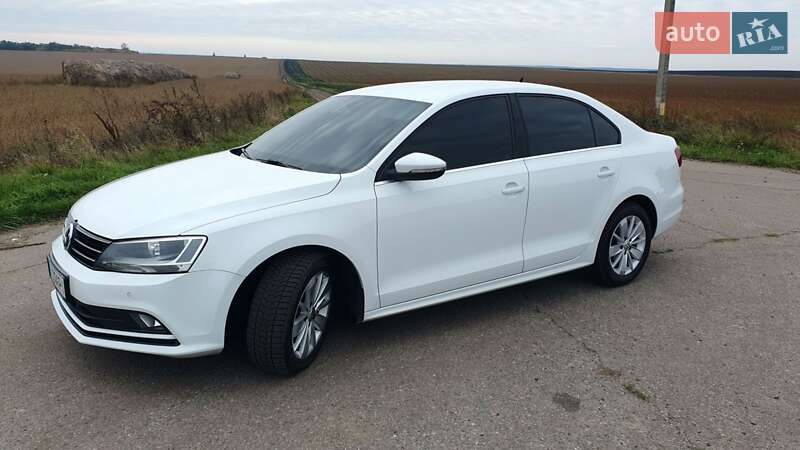Седан Volkswagen Jetta 2016 в Тетієві фото 24 Седан Volkswagen Jetta 2016 в Тетієві