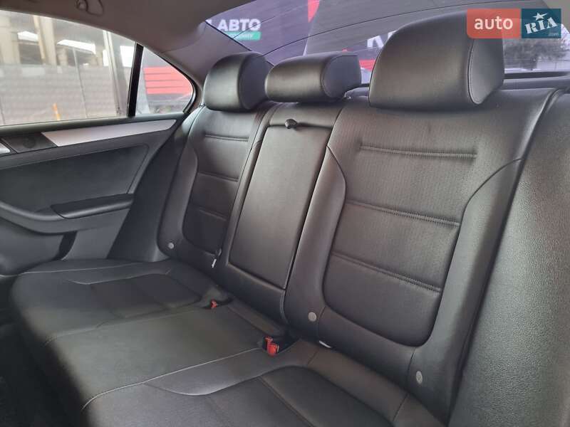 Седан Volkswagen Jetta 2012 в Вінниці фото 57 Седан Volkswagen Jetta 2012 в Вінниці