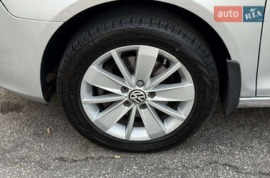Универсал Volkswagen Jetta 2009 в 