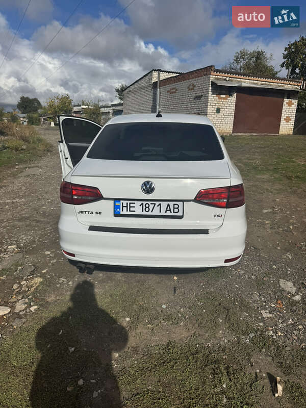 Седан Volkswagen Jetta 2015 в Николаеве