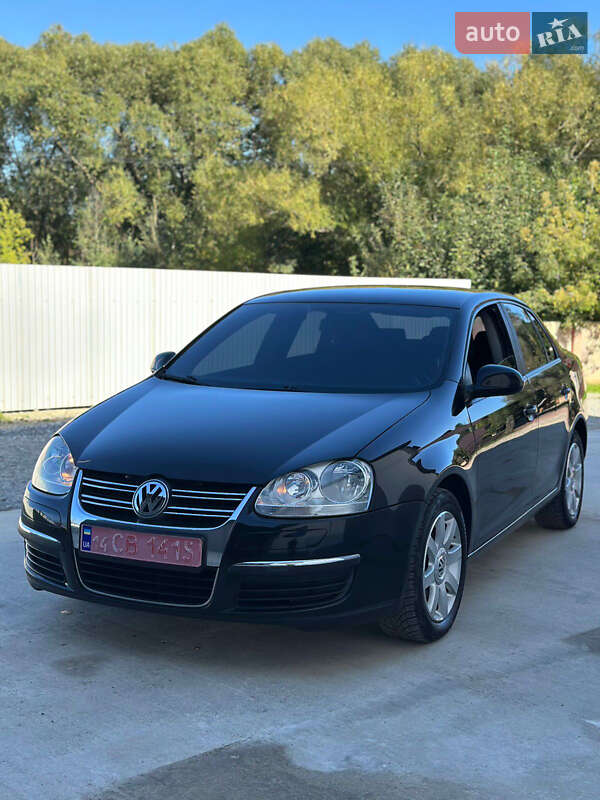 Седан Volkswagen Jetta 2006 в 