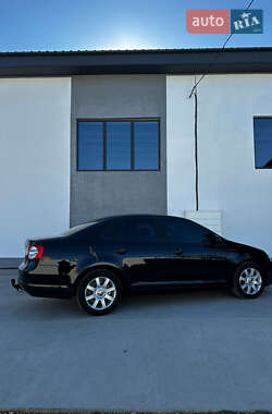 Седан Volkswagen Jetta 2006 в 