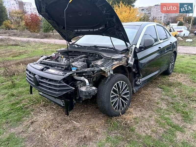 Седан Volkswagen Jetta 2020 в Черкасах