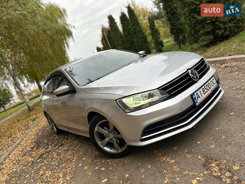 Седан Volkswagen Jetta 2015 в Белой Церкви фото Седан Volkswagen Jetta 2015 в Белой Церкви