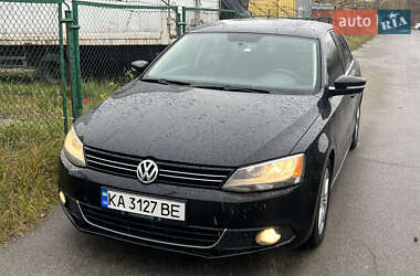 Седан Volkswagen Jetta 2013 в Киеве