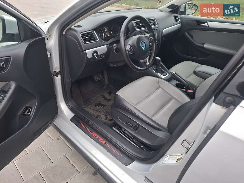 Седан Volkswagen Jetta 2012 в Черкассах фото 12 Седан Volkswagen Jetta 2012 в Черкассах