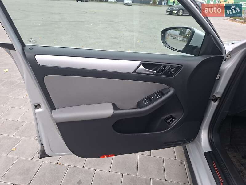 Седан Volkswagen Jetta 2012 в Черкассах фото 11 Седан Volkswagen Jetta 2012 в Черкассах