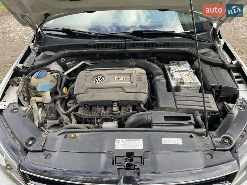 Седан Volkswagen Jetta 2015 в Кривом Роге фото 22 Седан Volkswagen Jetta 2015 в Кривом Роге