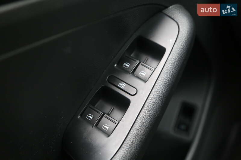 Седан Volkswagen Jetta 2017 в Киеве