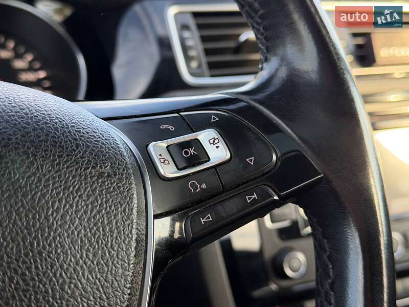 Седан Volkswagen Jetta 2015 в Кривом Роге